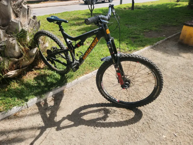 Bicicleta Santa Cruz Bronson C - 4