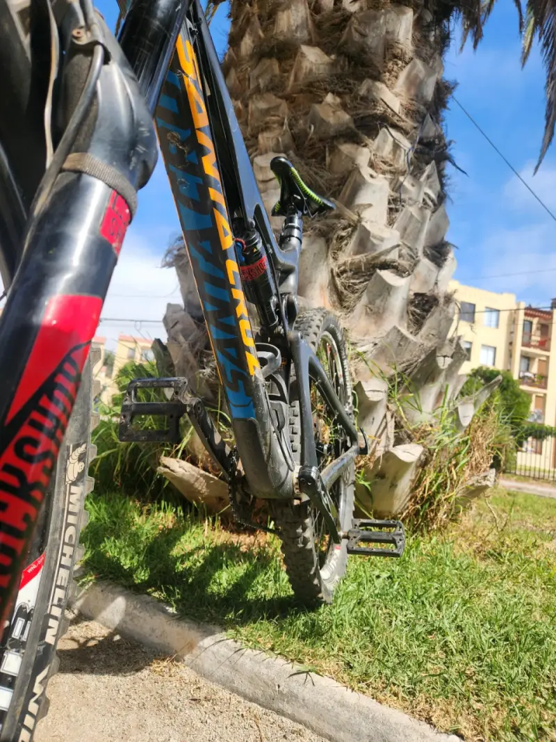 Bicicleta Santa Cruz Bronson C - 6