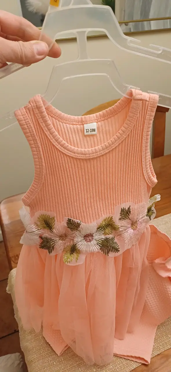 Vestido infantil rosa con flores bordadas - 3