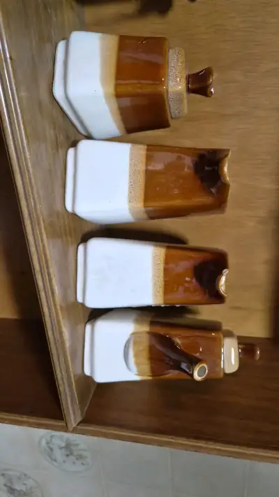 Juego de cerámica vintage para cocina - miniatura 1