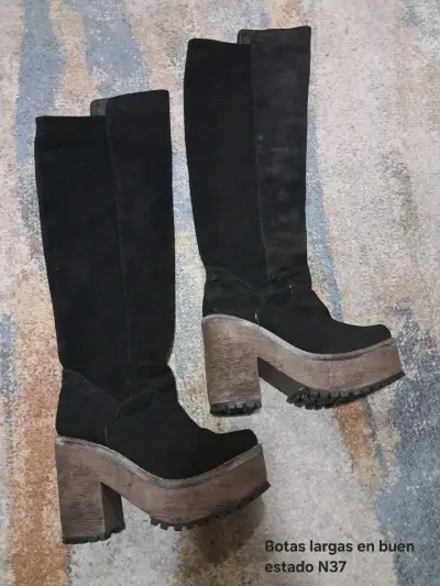 Botas negras de plataforma alta - miniatura 2