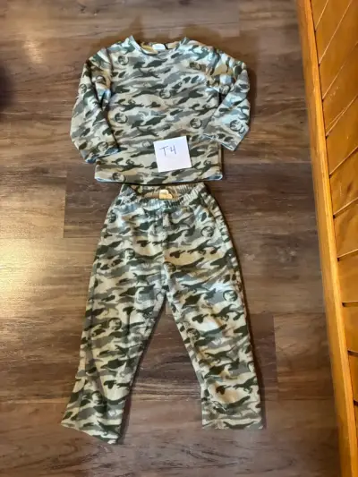 Pijama infantil camuflado talla 4 - miniatura 1