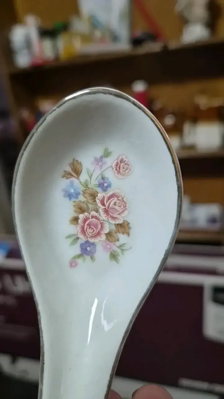 Cucharas de porcelana con diseño floral - 3