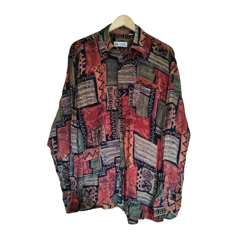 Camisa vintage estampada multicolor