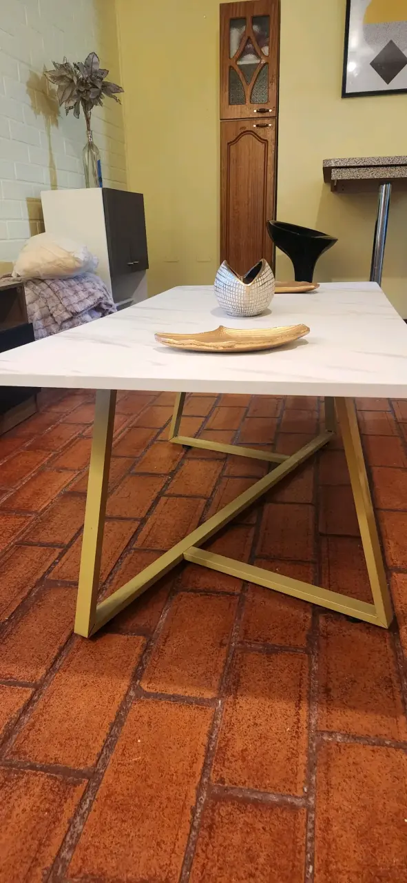 Mesa de centro moderna con imitación mármol - 3