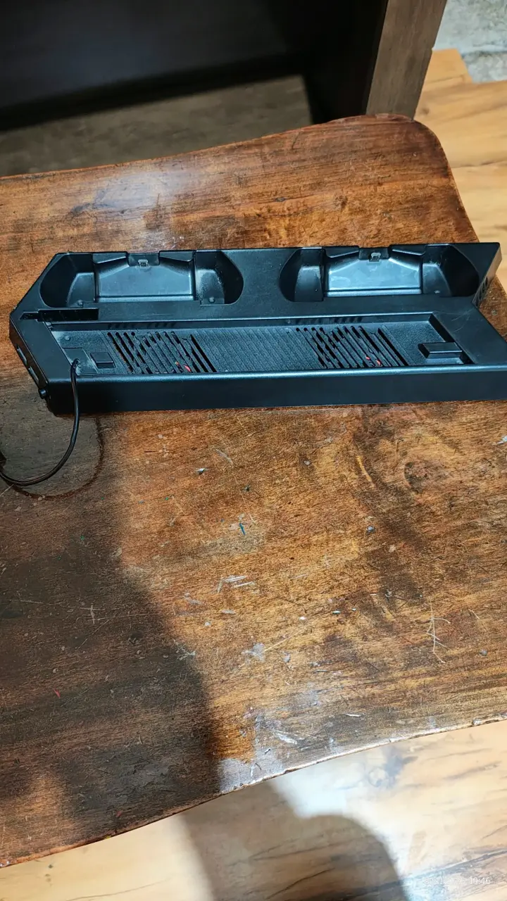 Consola PlayStation 4 Slim en buen estado - 5