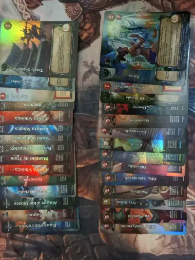 Colección de cartas de juego de estrategia - miniatura 1