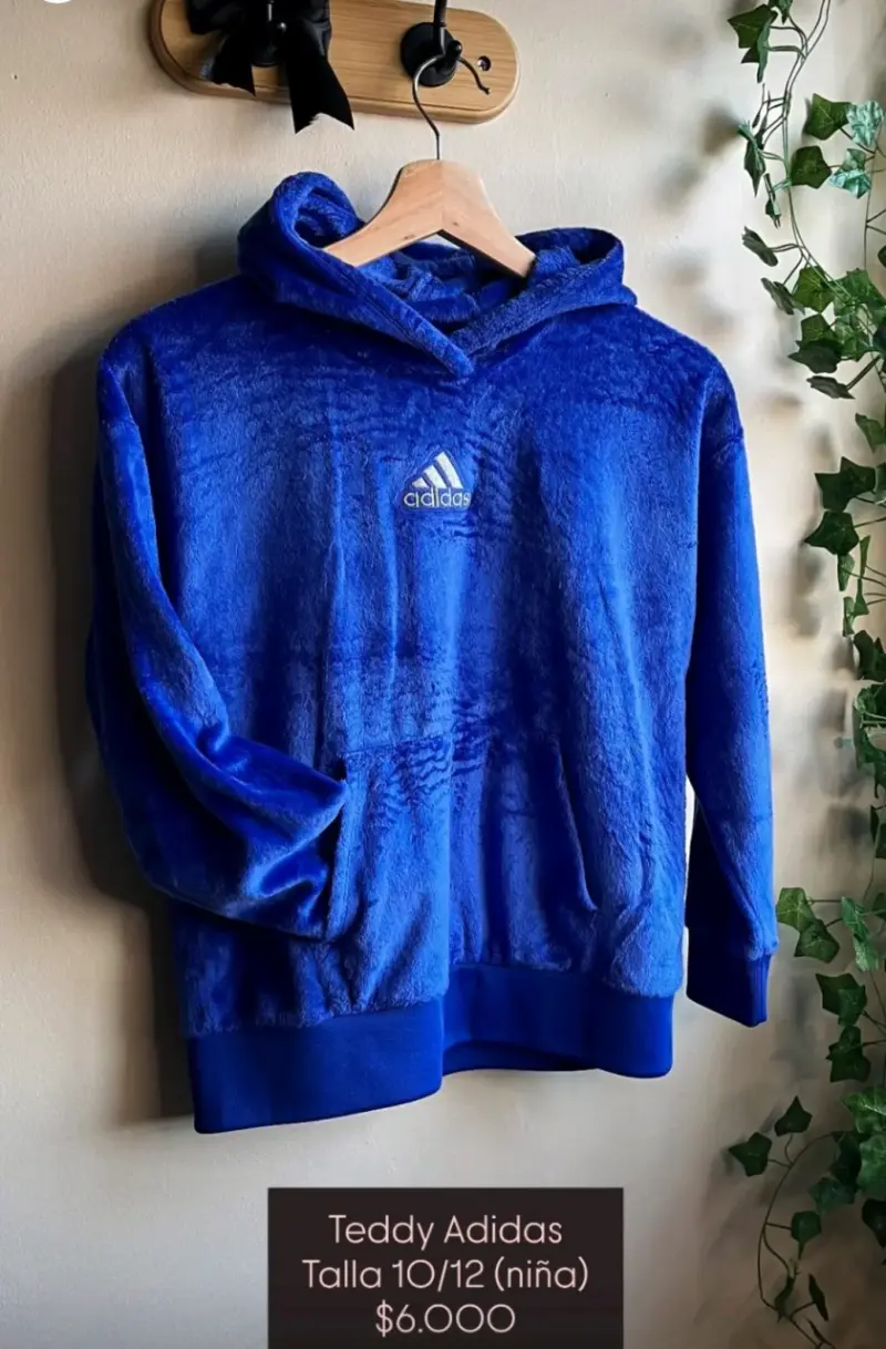 Polerón de felpa azul Adidas para niña
