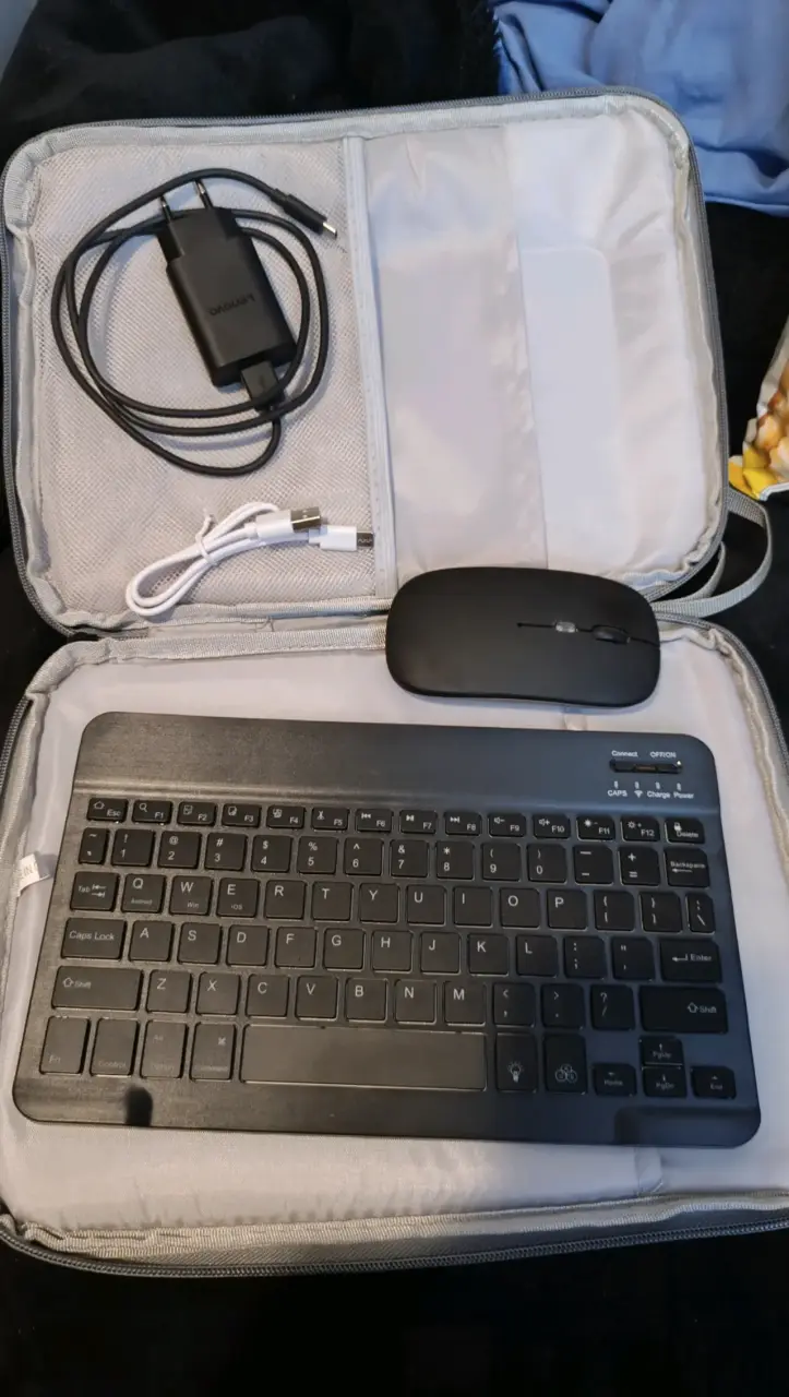 Tablet Lenovo Idea Tab con lápiz y funda - 2