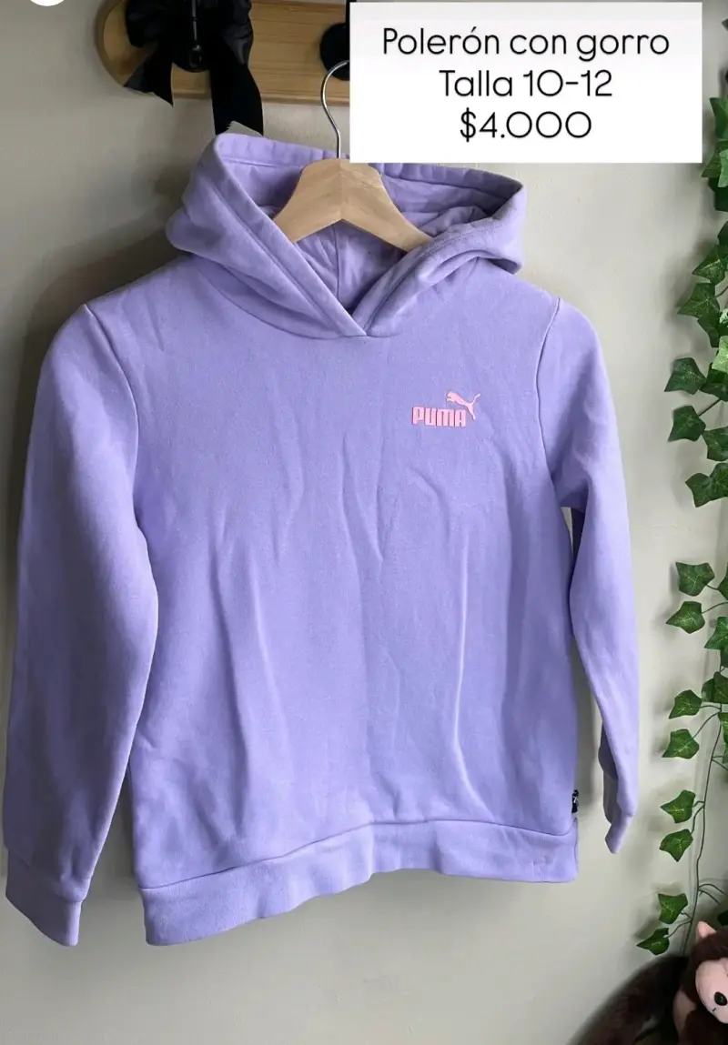 Polerón morado con gorro Puma para niños