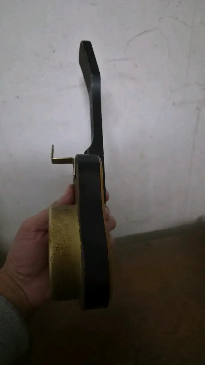 Reloj de pared en forma de guitarra vintage - 3