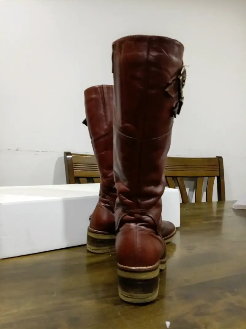 Botas de cuero marca Hebles - 10