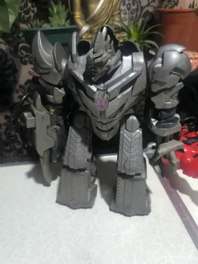 Figura de acción Megatron Transformers - miniatura 1