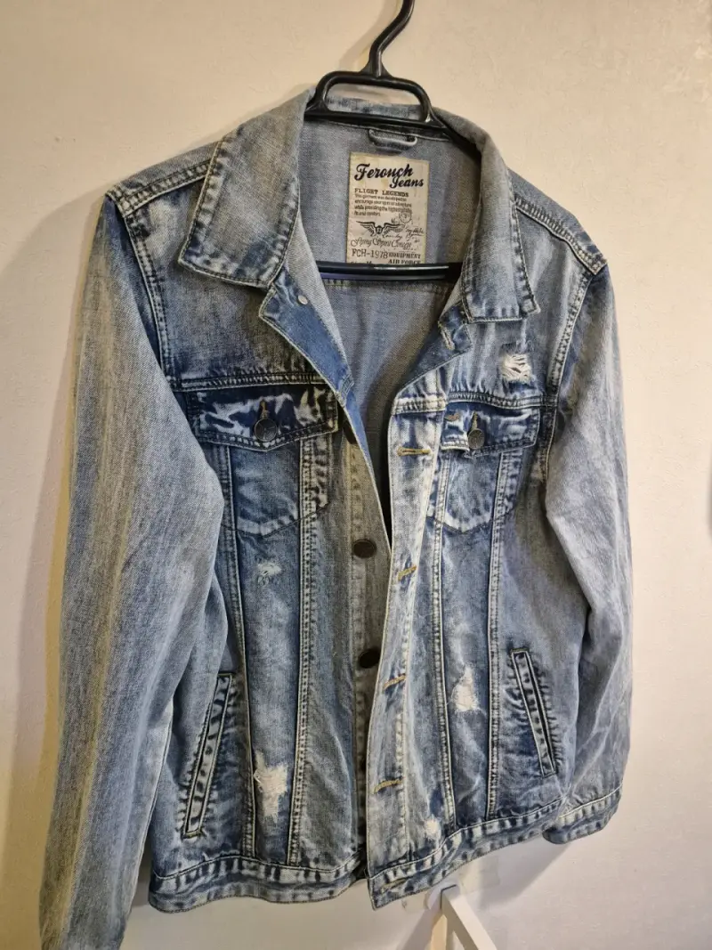 Chaqueta de mezclilla Ferouch Jeans desgastada - 2