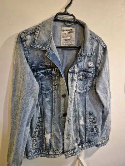 Chaqueta de mezclilla Ferouch Jeans desgastada - miniatura 2