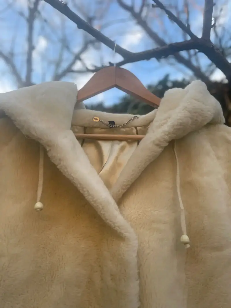 Abrigo largo lana de alpaca beige con capucha - 2