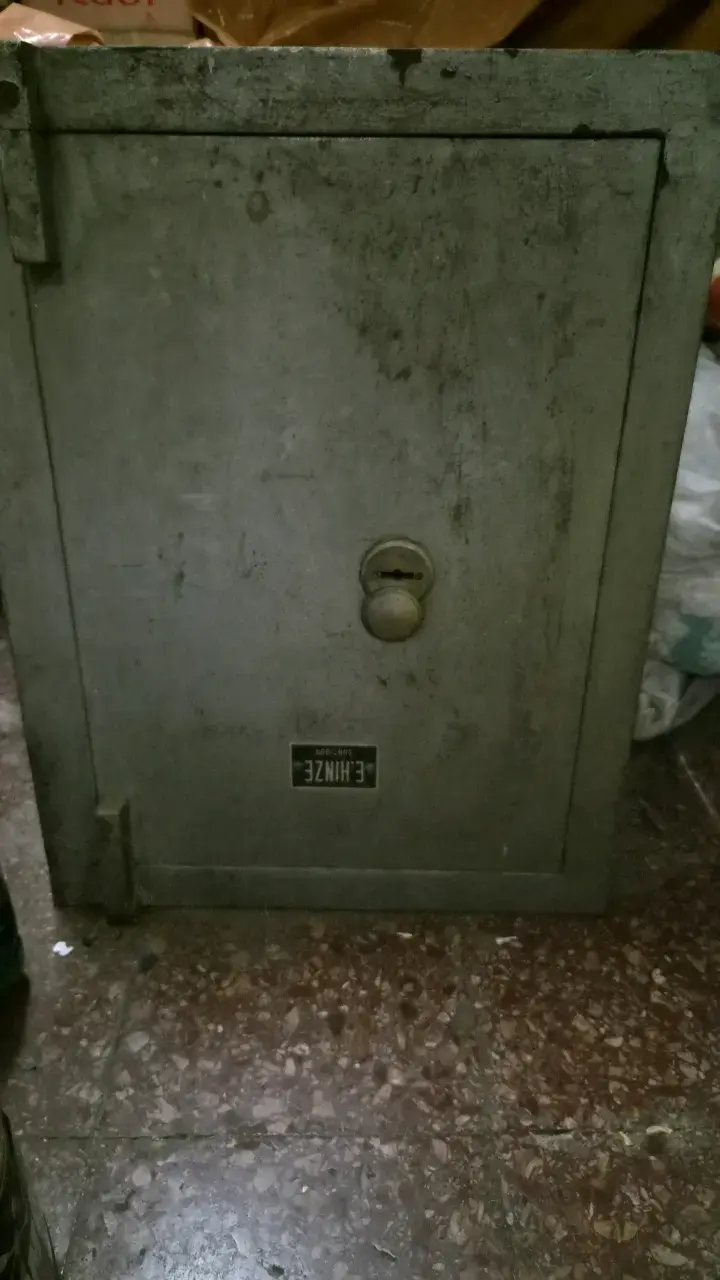Caja fuerte de seguridad metálica