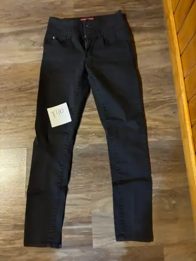 Jeans negros talla 40 para mujer marca wados - miniatura 1