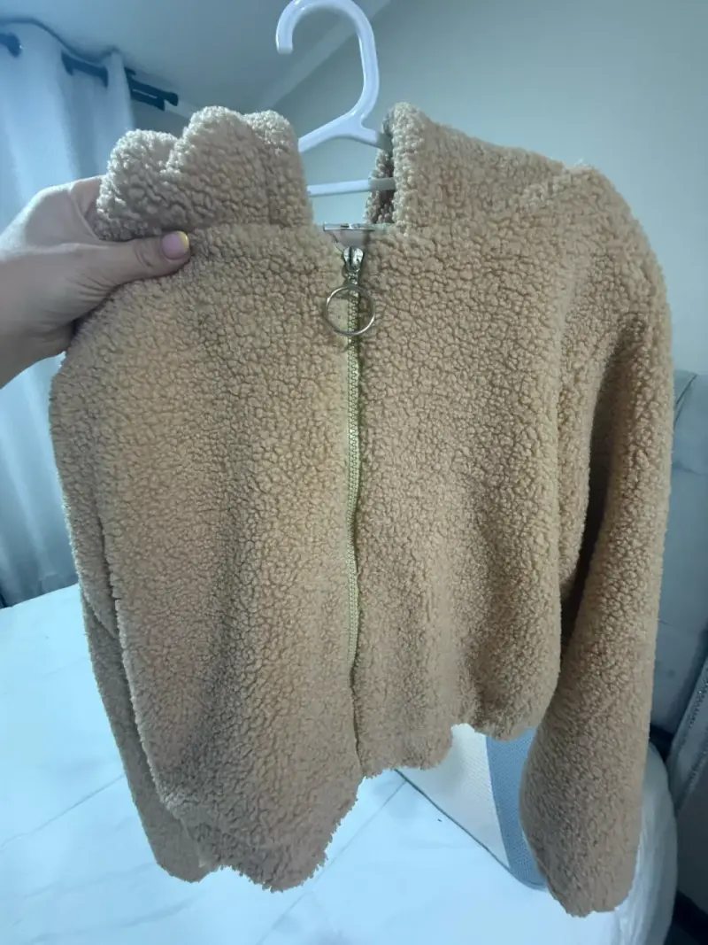 Chaqueta de peluche con capucha y orejas - 4
