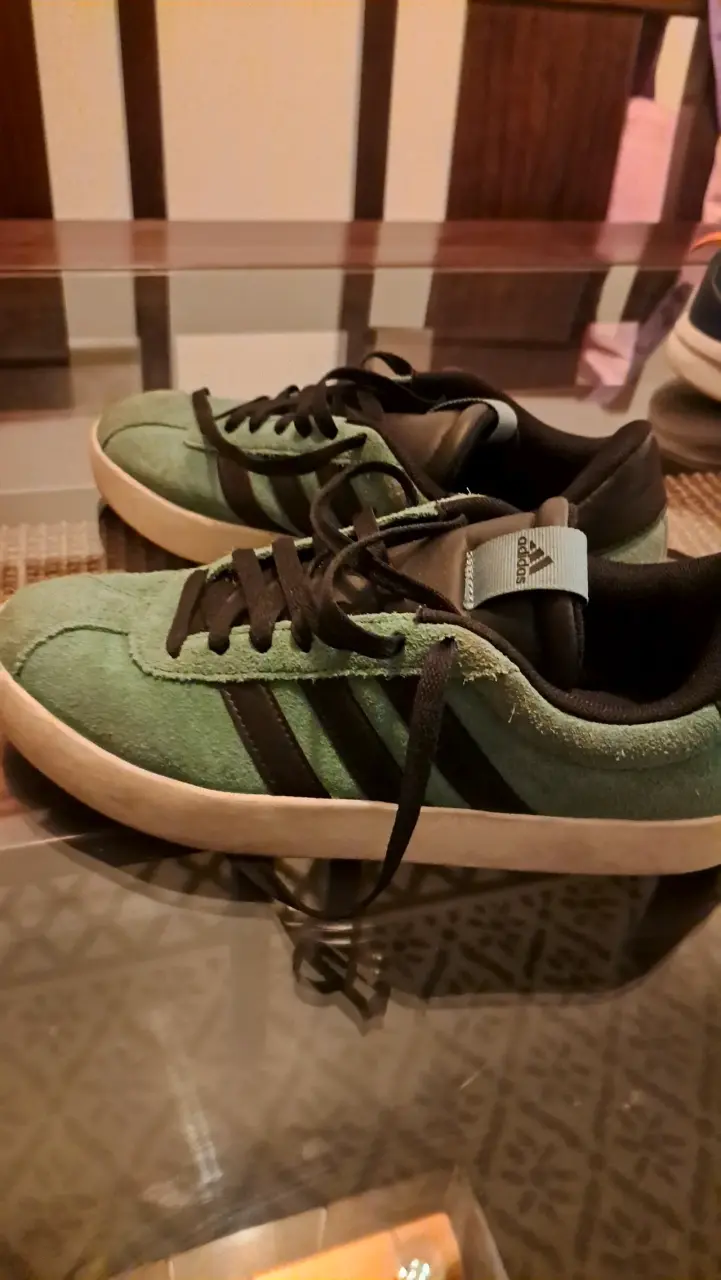 Zapatillas Adidas verdes de gamuza - 2