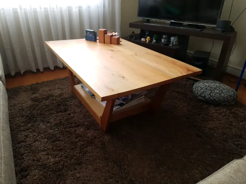 Mesa de centro de madera moderna - 2
