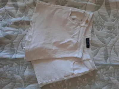 Jeans bordados para mujer en denim azul - miniatura 5