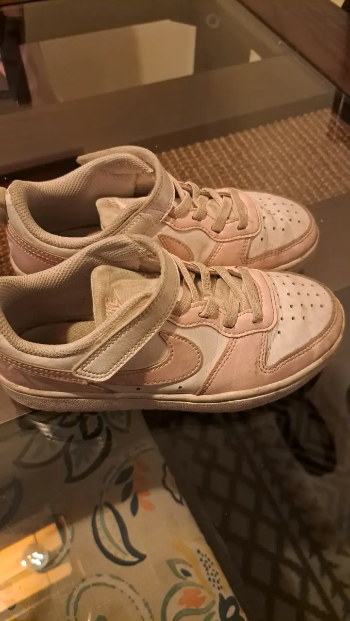 Zapatillas deportivas rosadas para niños - 1