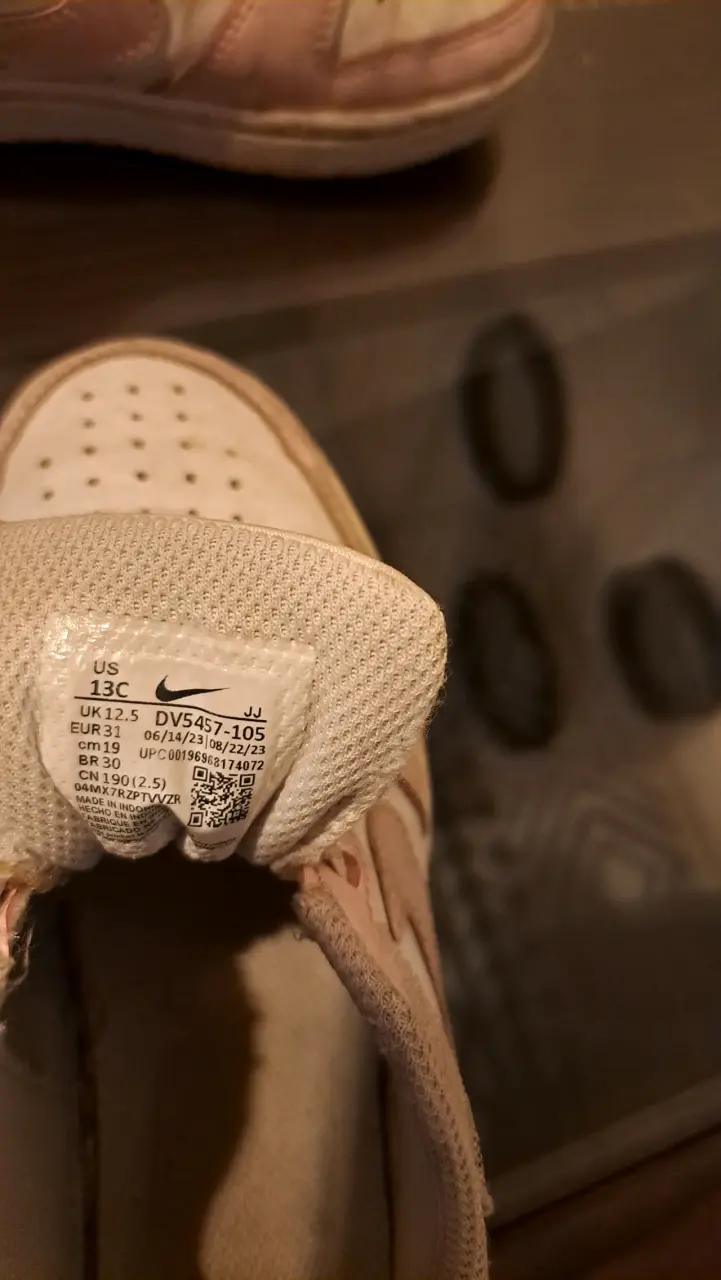 Zapatillas deportivas rosadas para niños - 2