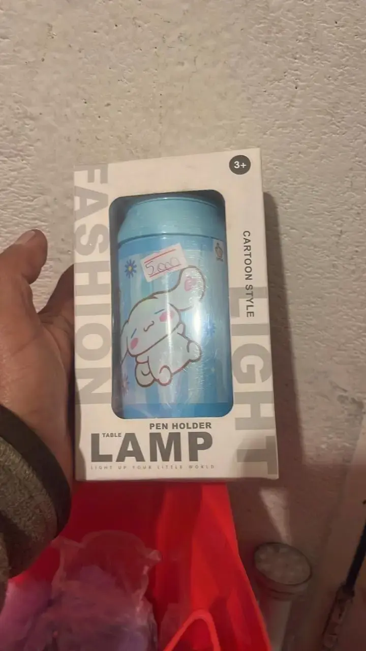 Lámpara de mesa con portalápices azul