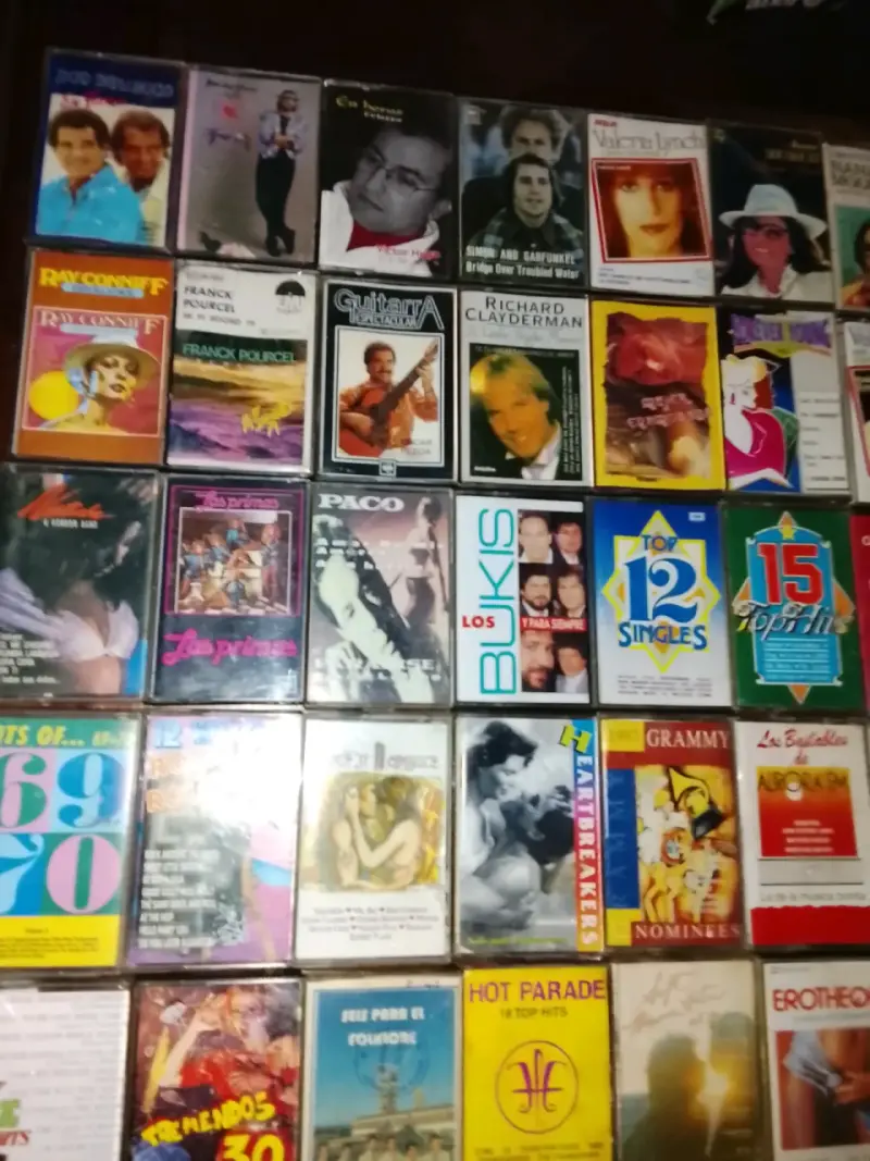 Lote de 34 cassettes originales - 3