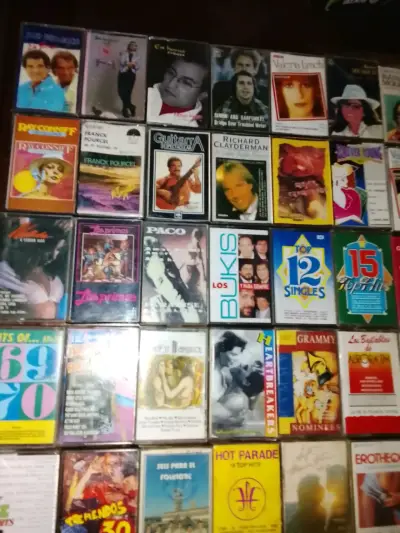 Lote de 34 cassettes originales - miniatura 3