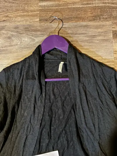 Cárdigan negro de mujer estilo casual talla M - miniatura 2