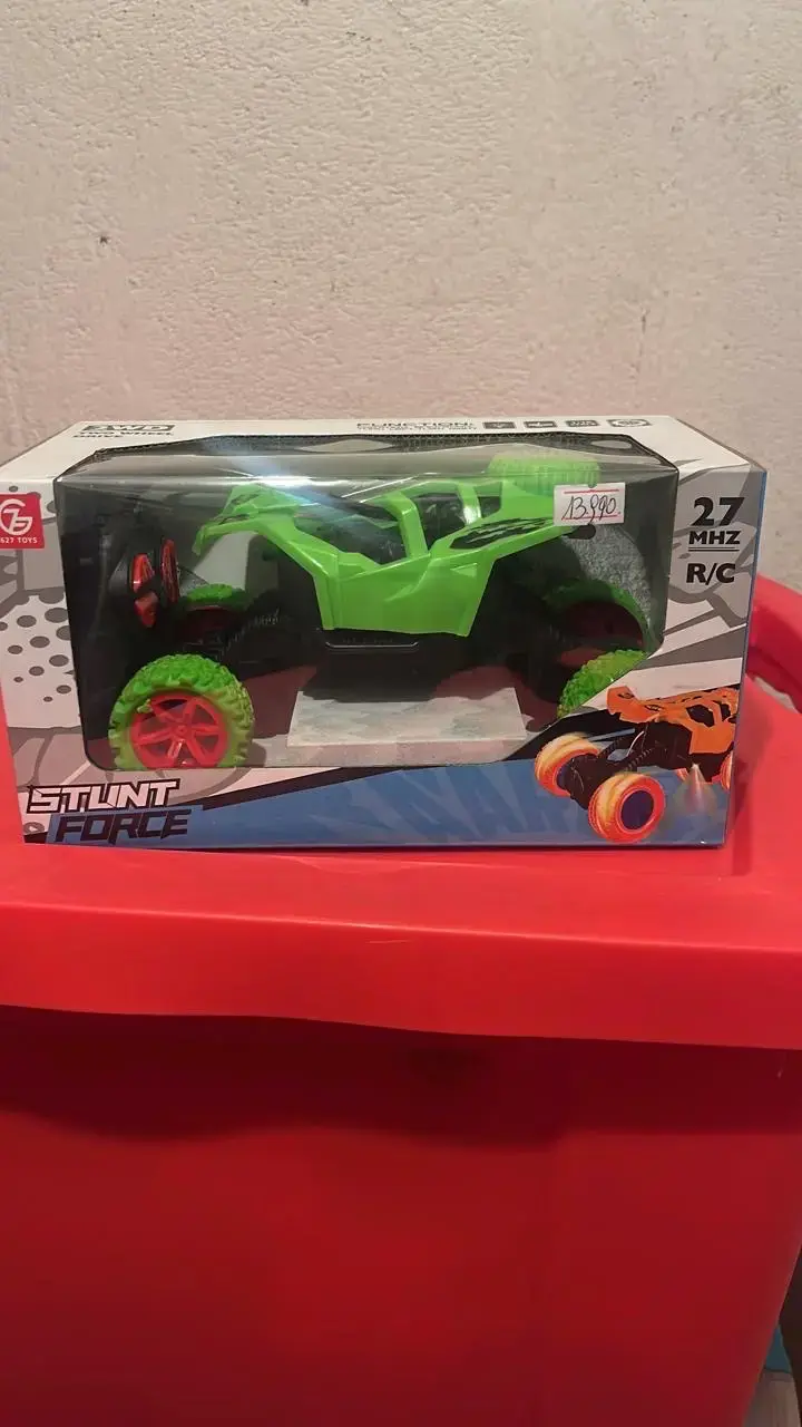 Auto a control remoto Stunt Force verde