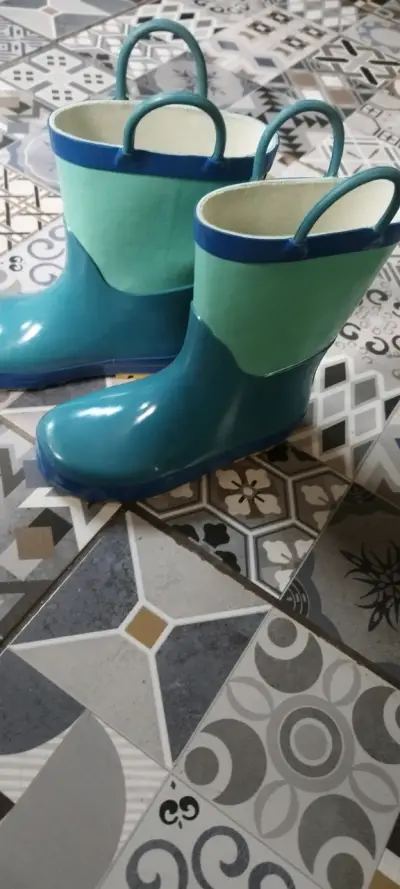 Botas de agua infantiles azul 30 y verde 37 - miniatura 1