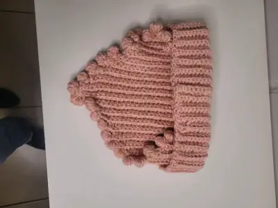 Cuello tejido a mano rosado - miniatura 3