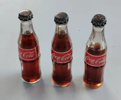 Lote 3 Mini botellas de colección España 1982 - miniatura 2