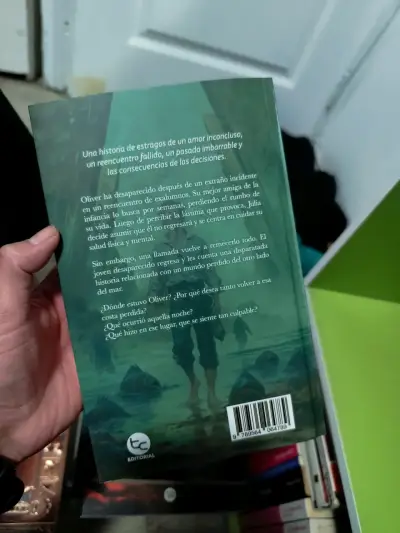 Libro 'La Costa Perdida' de Francisca Reyes - miniatura 2