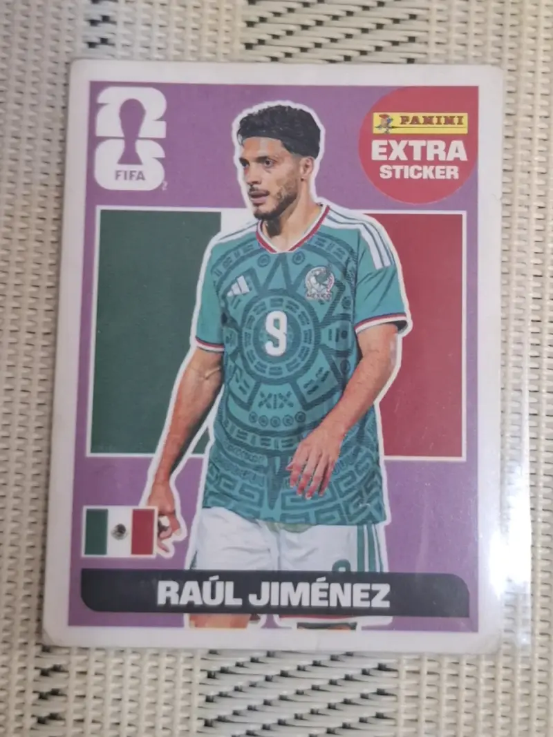 Lámina Panini Extra Sticker Raúl Jiménez