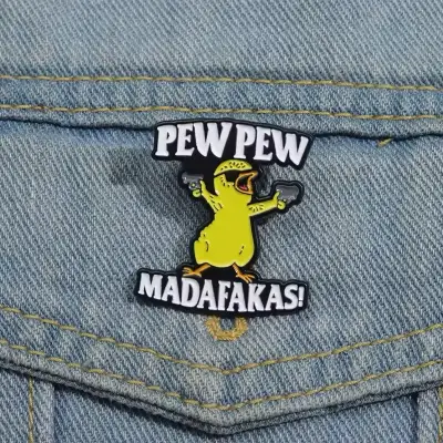 Pin de pato divertido 'Pew Pew Madafakas' - miniatura 3