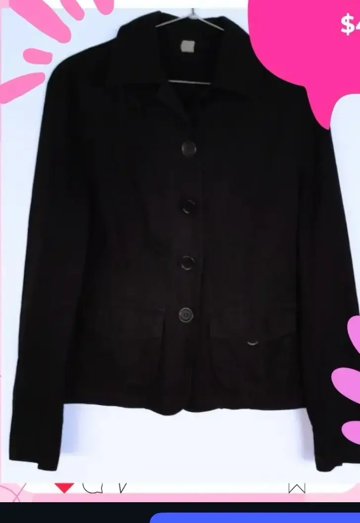 Chaqueta negra de mujer con botones - 1