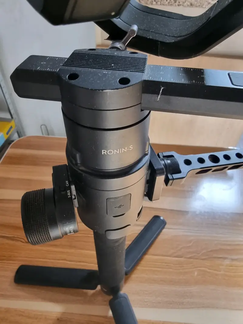 Estabilizador DJI Ronin-S para cámaras - 3