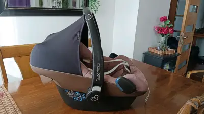Silla de auto Maxi - cosi para bebé - miniatura 4