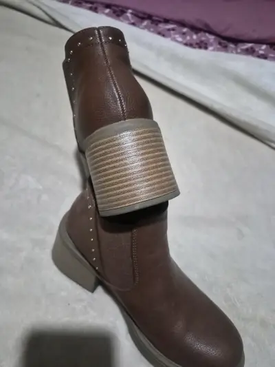 Botines de cuero marrón con tacón grueso - miniatura 2