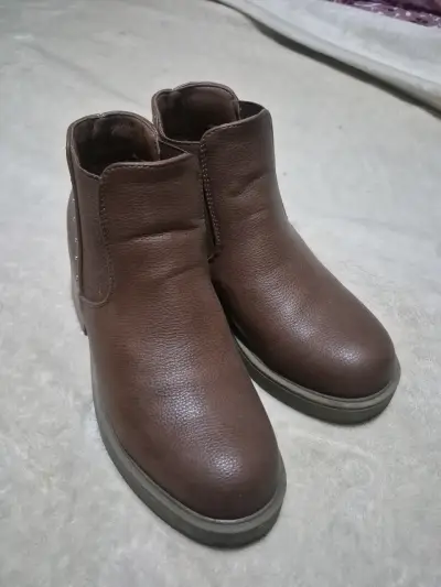 Botines de cuero marrón con tacón grueso - miniatura 3