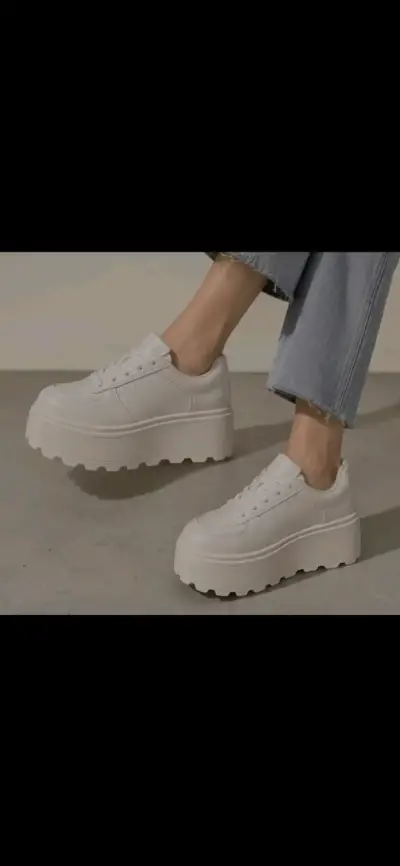 Zapatillas blancas con plataforma para mujer - miniatura 2