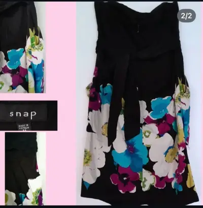 Vestido strapless floral negro y colorido - miniatura 2