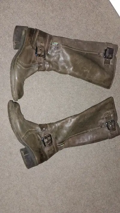 Botas de cuero marrón con hebillas - miniatura 1