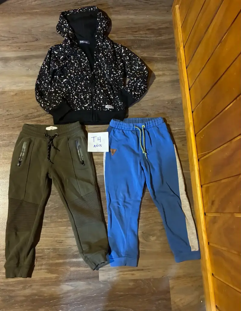 Conjunto de ropa para niño talla 4 años - 1