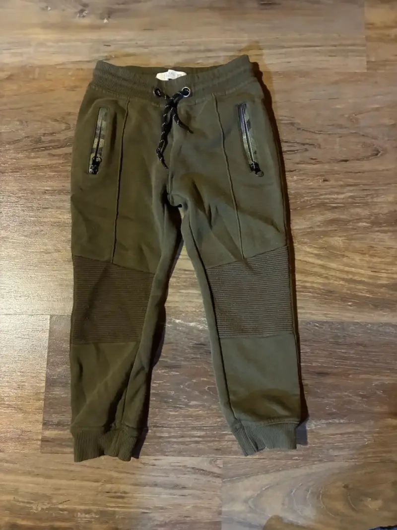 Conjunto de ropa para niño talla 4 años - 3