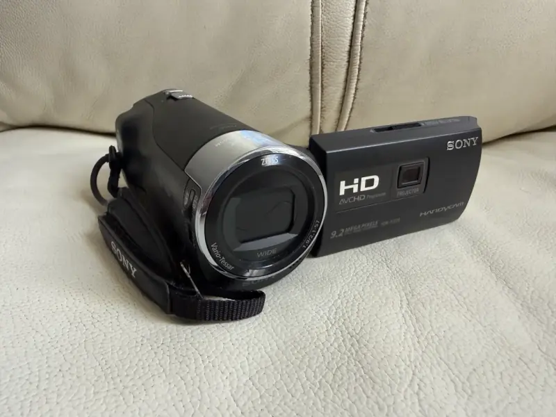 Videocámara Sony Handycam HDR-PJ270 - 2